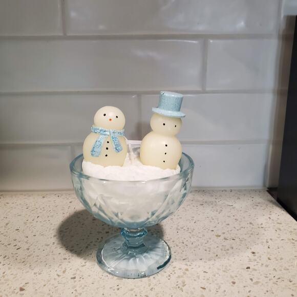 Martha Stewart Snowman Winter Walk Candle NWT Christmas Holiday Viral - Picture 1 of 3